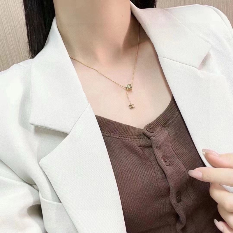 Ch**el necklaces